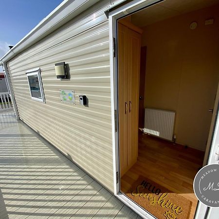 Palm Grove 132 - Pet Friendly, Wifi, Central Heating, Close To Shops And Beach - Meadow Lakes Caravan & Lodge Hire Chapel Saint Leonards Kültér fotó